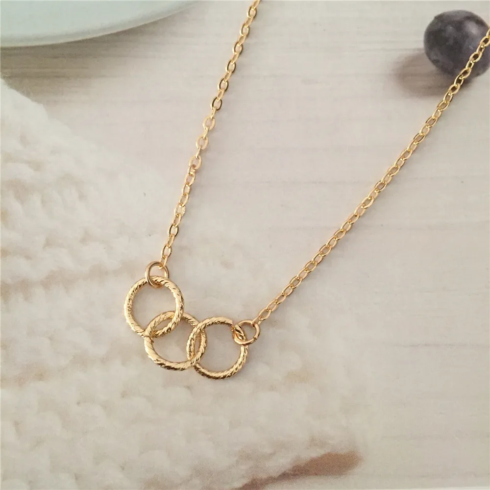 Сексуальная девушка позолоченная черная бусина нитка круг соединенный кулон