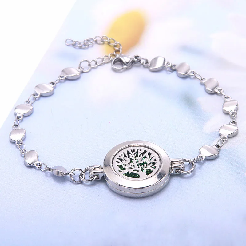 

Europe Fashion Aromatherapy Locket Bracelet Stainless Steel Bracelet Essential Oil Aroma Perfume Locket Diffuser Bracelet
