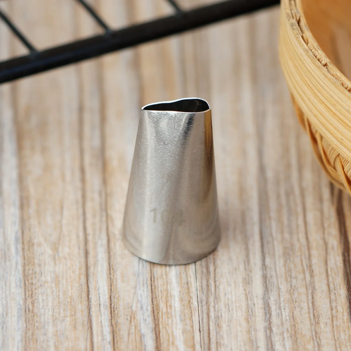 #104 насадка для украшения глазури наконечник создания формы лепестков розы