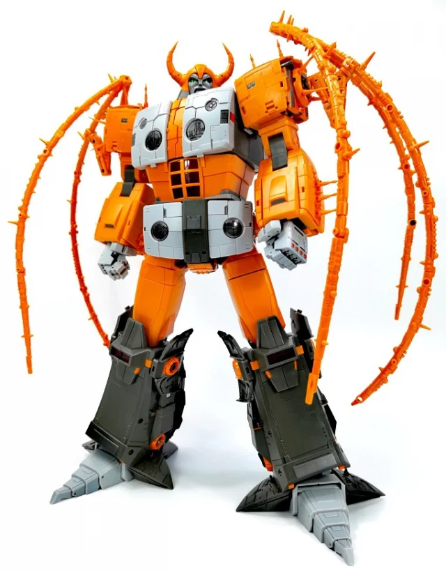 В наличии игрушка-трансформер 01-студийная война для Кибертрона единорона