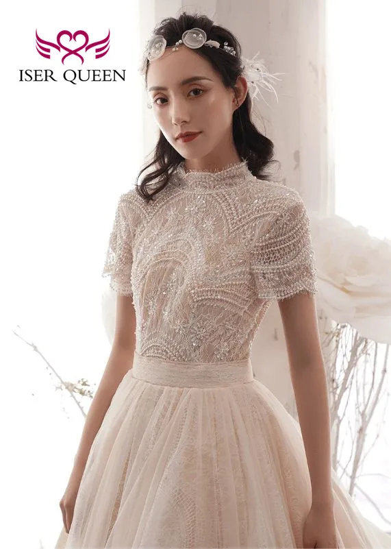 

Long Sleeves High Neck Elegant Lace Tulle Wedding Dress A line Backless Bride Dress Europe Design Wedding Gowns WX0074