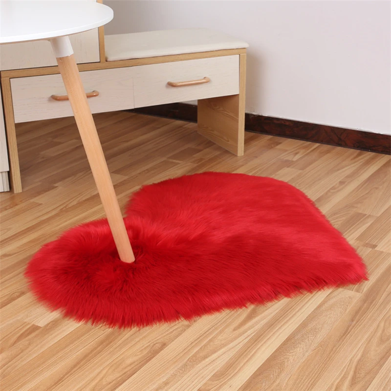 

RAYUAN Love Heart Artificial Carpets Wool Sheepskin Hairy Carpet Faux Mat Seat Pad Fur Plain Fluffy Soft Area Rug Tapetes
