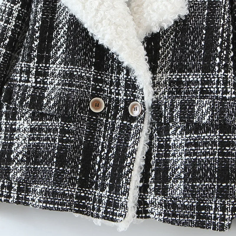 

Artsnie Vintage Plaid Fleece Coat Women Winter Turn Down Collar Long Sleeve Oversized Jackets Streetwear Warm Coats Chaqueta