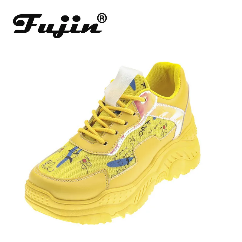 Женские кроссовки на толстой подошве Fujin черные разных цветов шнуровке Осенняя