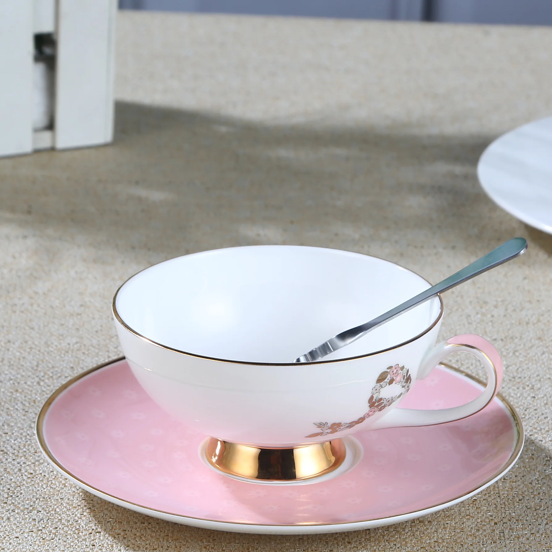 Японская керамическая кофейная чашка и блюдце простая из фарфора современный