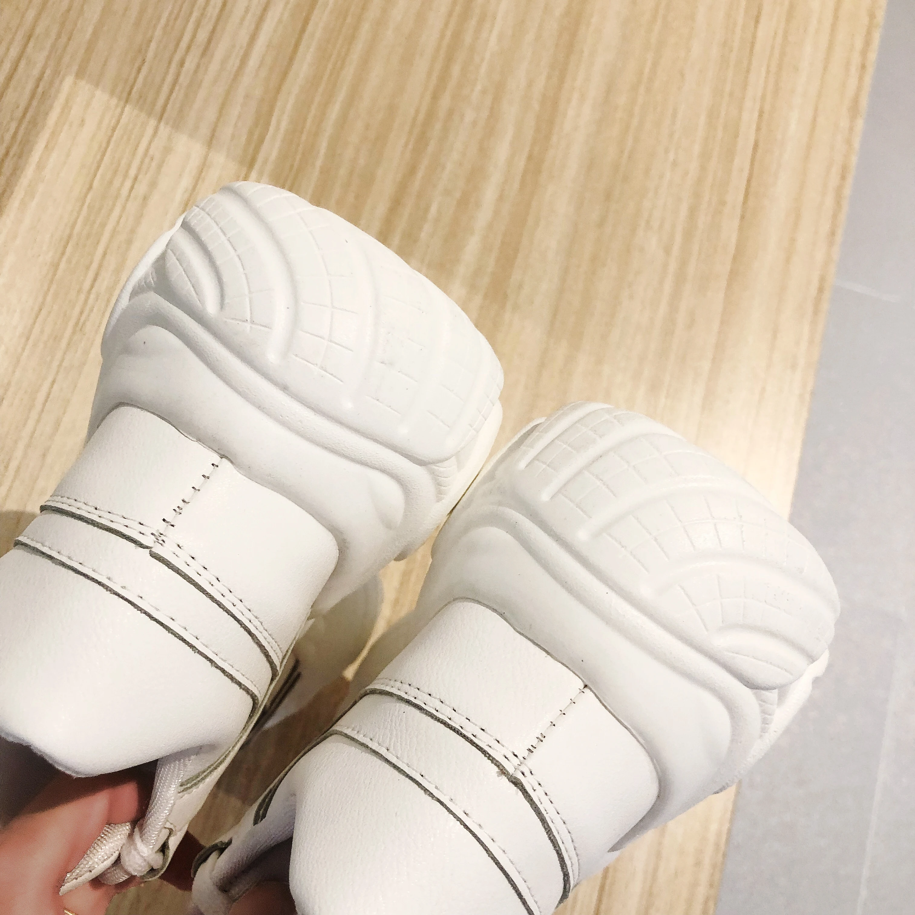 Кеды женские кожаные Вулканизированная подошва Повседневная Осенняя обувь цвет