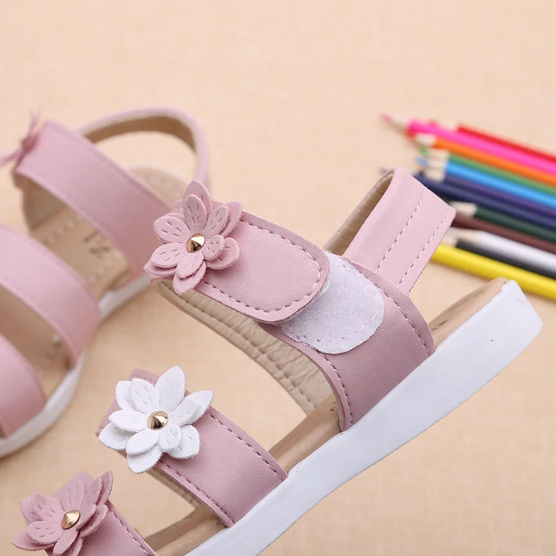 

Girls Sandals Gladiator Flowers Sweet Soft Children's Beach Shoes Kids Summer Floral Sandals Princess Fashion Cute girl shoes