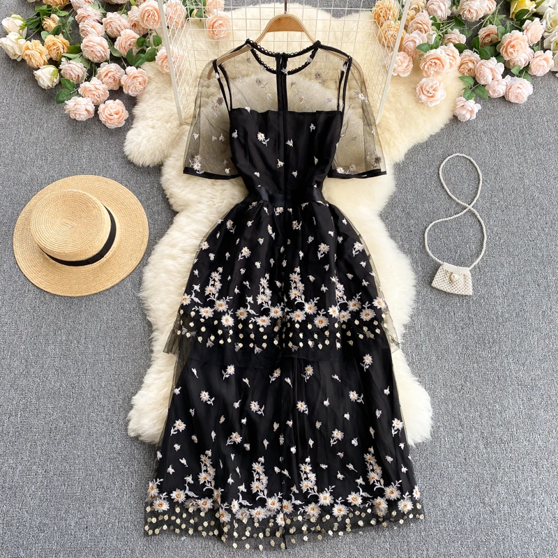 Женское Сетчатое платье с цветочной вышивкой модельное винтажное из тюля