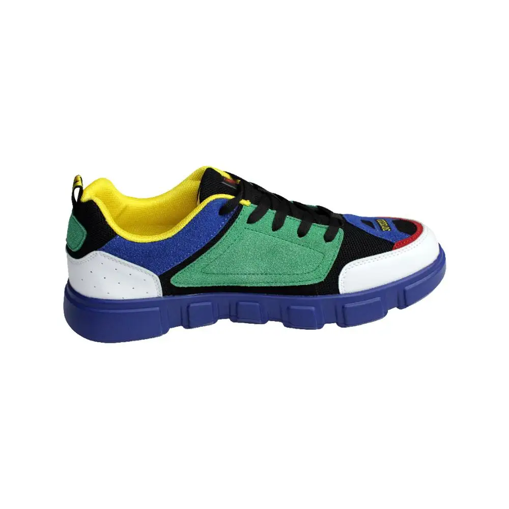 Повседневная спортивная обувь разработанная китайскими нишевыми брендами для