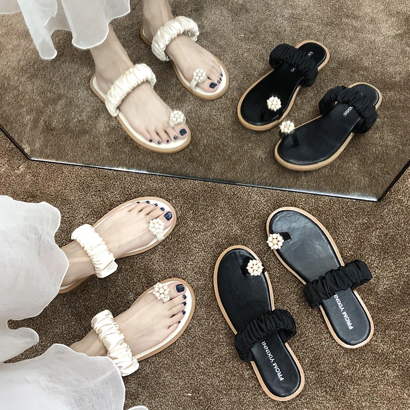 

2021 Elegant Lady Slippers Fashion Pleated Design Summer Flowers Decoration Flat Sandals Open Toe Maiden Flip Flops Women Shoes