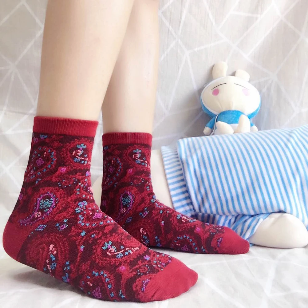 

5 Pairs Vintage Style Socks Soft Wool Blend Socks Retro Warm Stockings Student Art Casual Sox Women Cartoon Korean Style