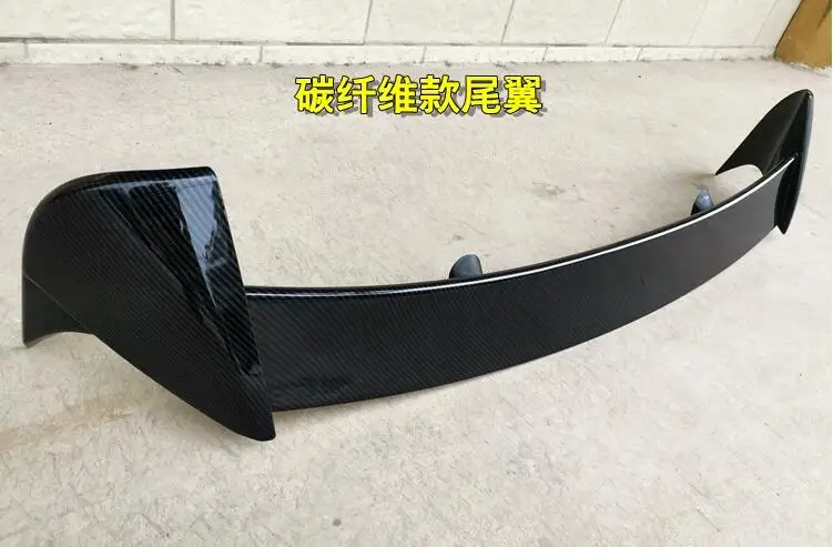 

High quality ABS Black & Carbon Fiber Rear Trunk Lip Spoiler Wing Fits For Porsche Macan 2014 2015 2016 2017 2018