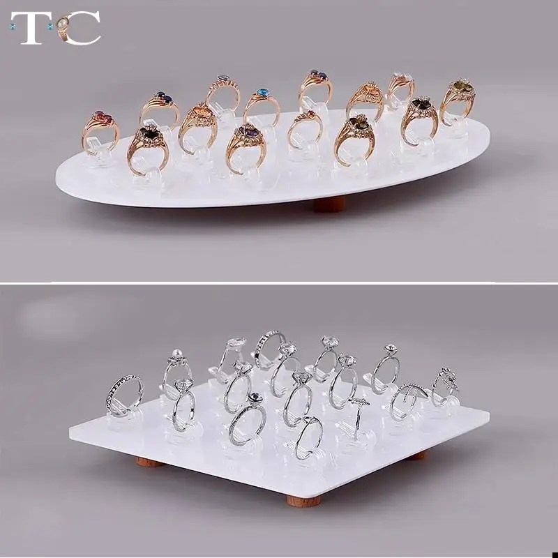 Элегантная подставка для ювелирных изделий витрина