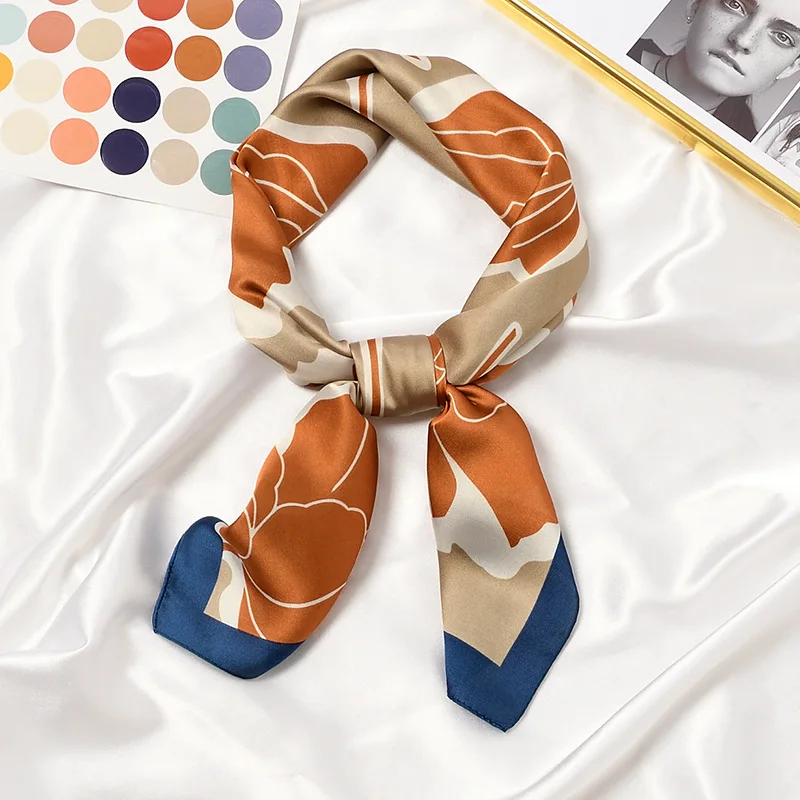 

2021 Spring Square Silk Scarf Women Floral Pattern Bandana Decorated Neck Scarf New [3897]