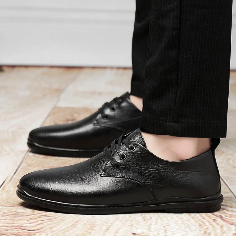 

Man Flat Classic Men Dress Shoes lace up breathable Genuine Leather Italian Formal Business Oxford shoes for men wedding