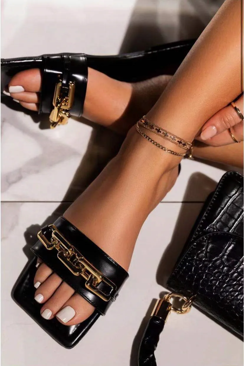 

2021 New Summer Women's Flat Sandalias, Chain Style Slip-On Sandal, Hot Selling Slide Sandals, Open Toe Female Slide Slipper