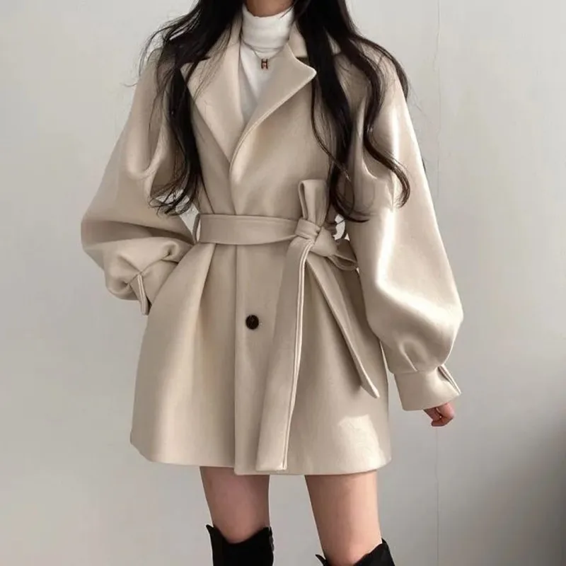 

Новинка, длинное шерстяное пальто в стиле Хепберн с маленьким воротником, женское темпераментное корейское пальто для женщин на осень и зим...