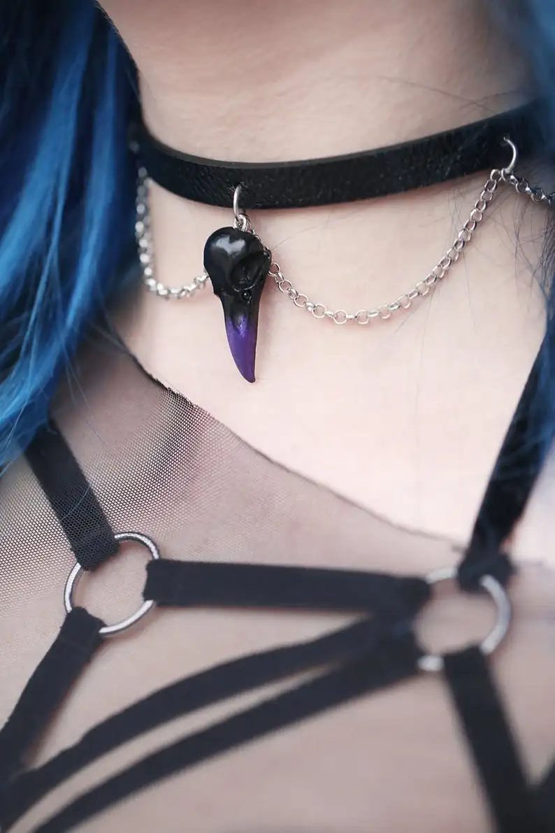 Черное ожерелье-чокер с цепочкой готическое ожерелье черепом ворон оккультный