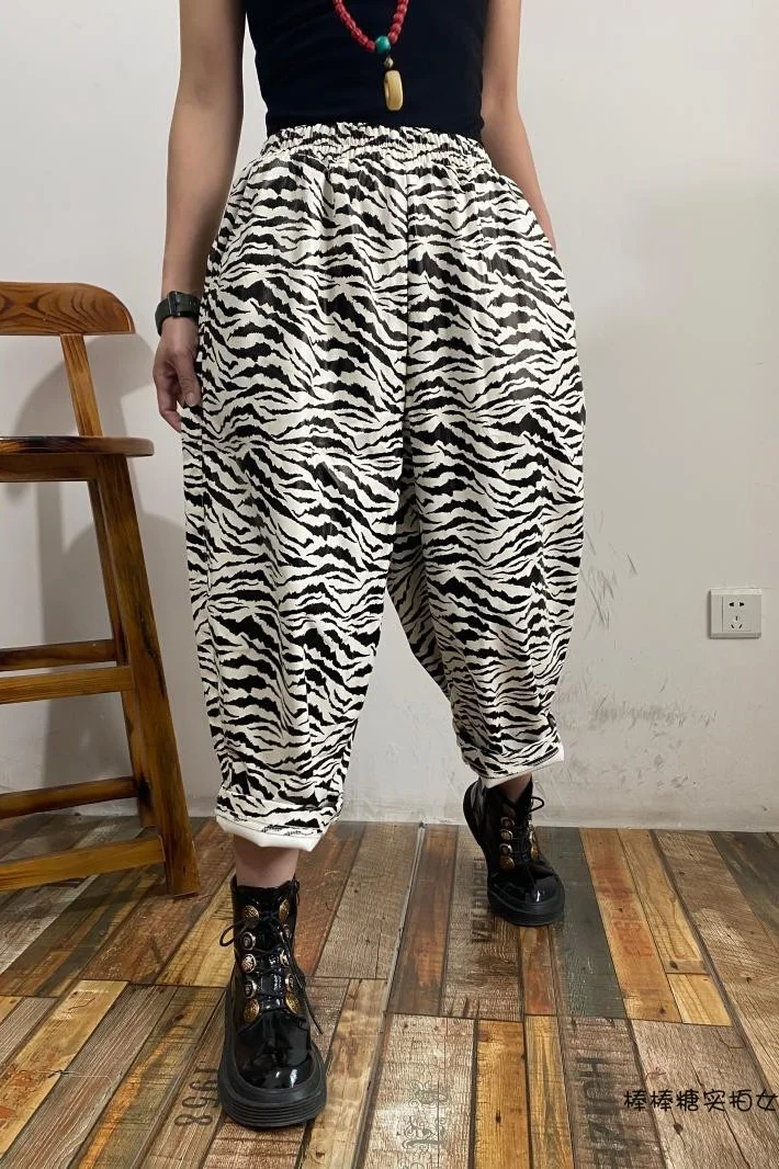 

LYUZHE Fashion Brand Women Zebra Striped Pants 2021 Summer Women PU Leather Pants Female Plus Size Cross Pants ZQY070D