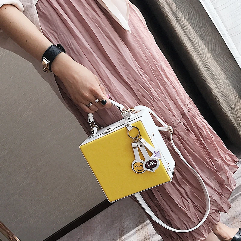 

Fashion Small Box Bag Women 2020 New Fashion Handbag Leisure Single Shoulder Messenger Bag Small Square Bag Autumn and Winter