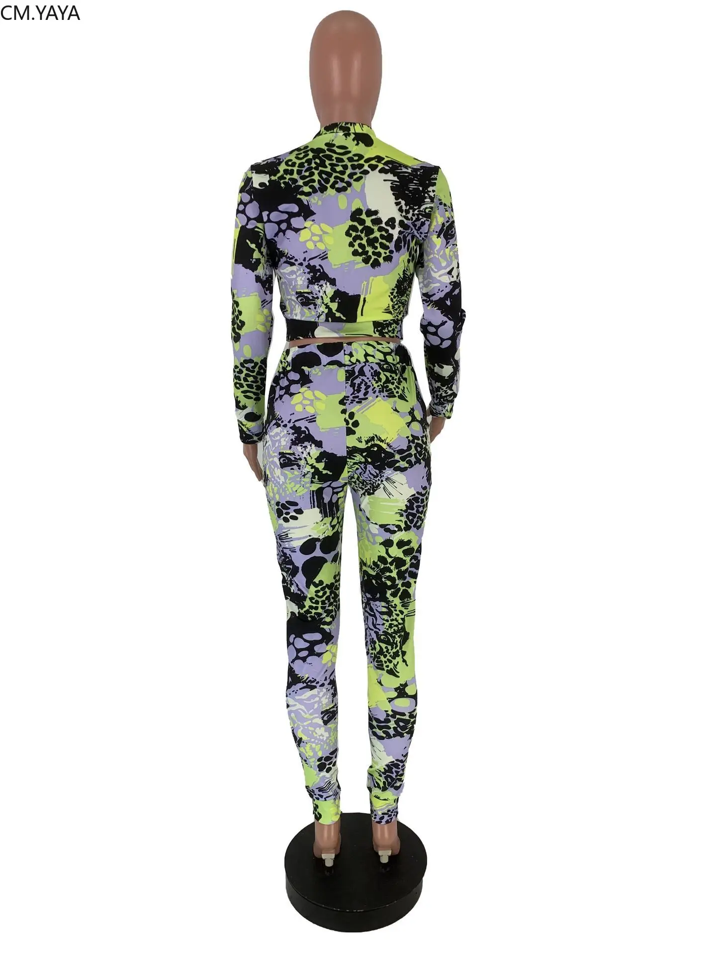 Осенний спортивный женский комплект с леопардовым принтом короткий свитер