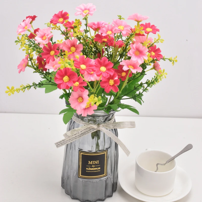 

28 Heads/1 Bundle Silk Artificial Flowers Chrysanthemum Daisy Bride Bouquet for Diy Christmas Home Wedding Decoration Sunflower