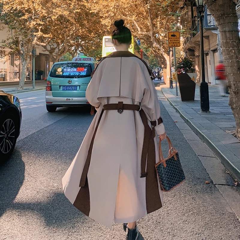 

Coats & Jackets