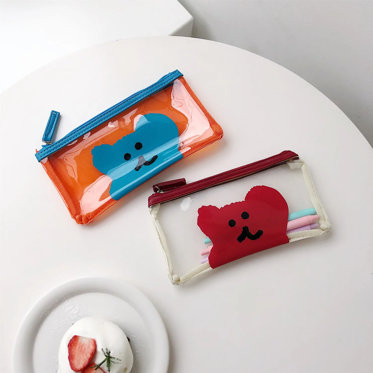 Чехол карандаш из ПВХ SIXONE Ins с рисунком маленького медведя прозрачный корейский