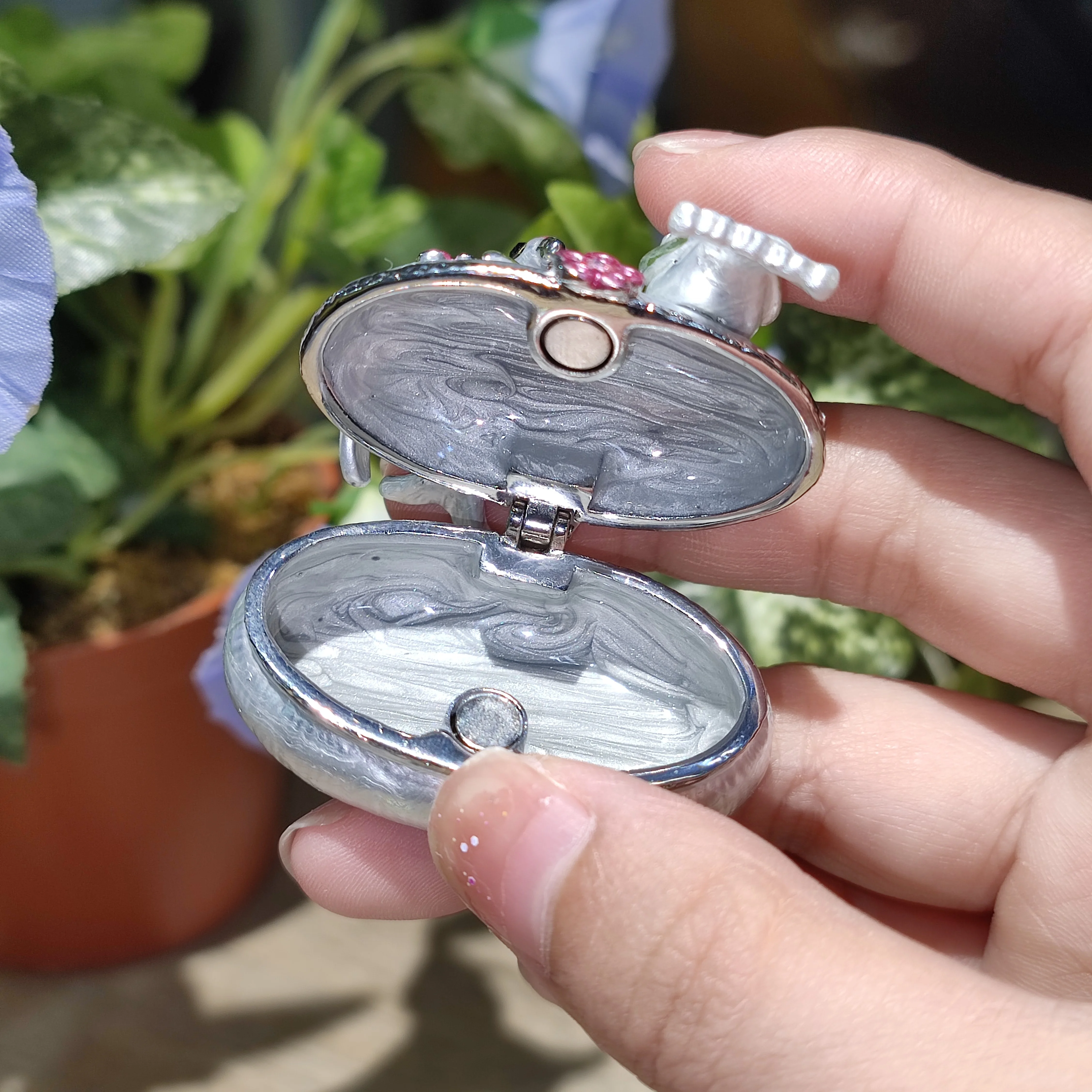 Newest fashion jewelry box Crystal Studded 2 Birds Oval Wedding Trinket Box Bejeweled Ring Display Box