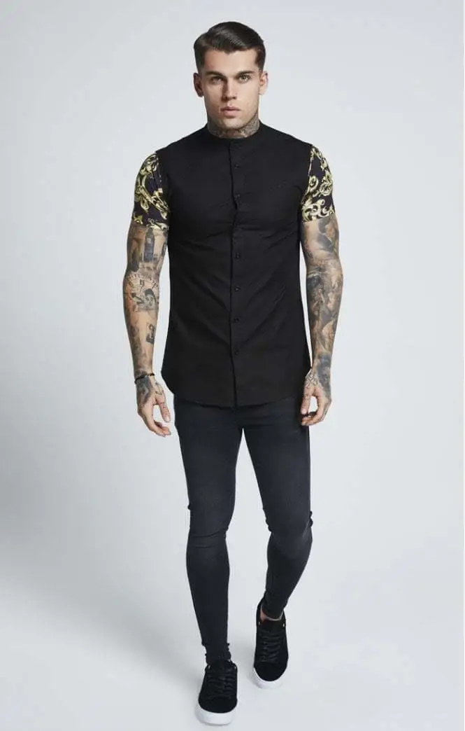 

SikSilk S/S Grandad Collar Oxford Shirt - Black & Gold