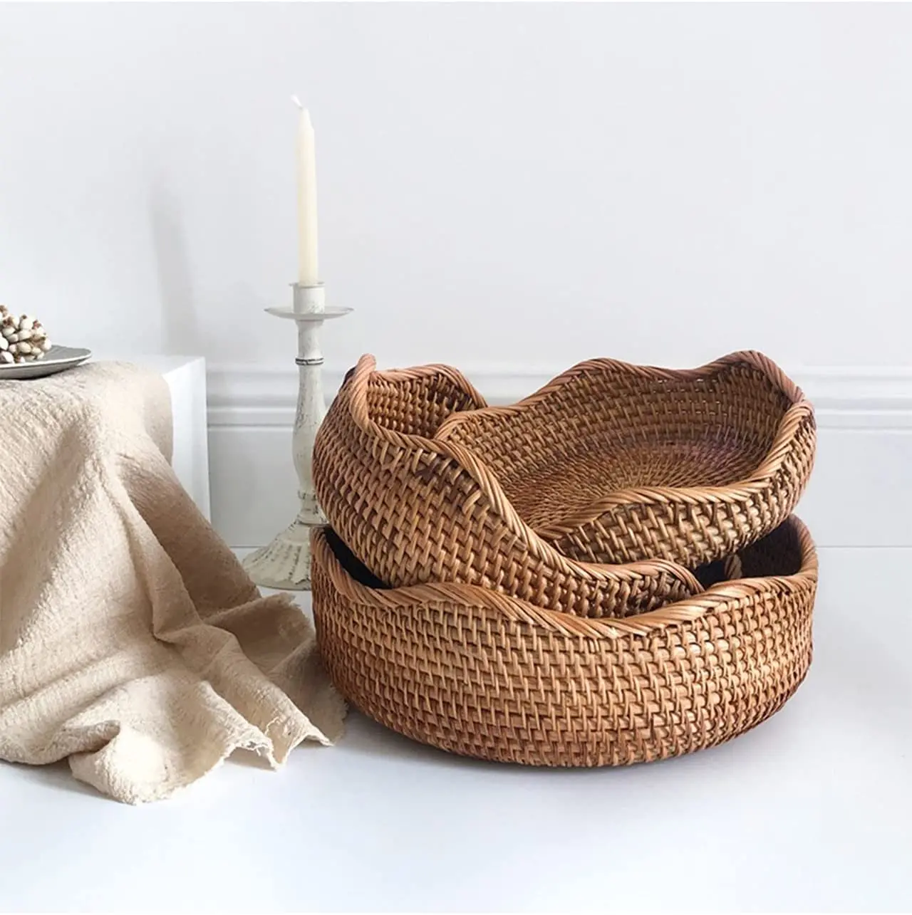 

Set Handmade Weaving Round Storage Basket Fruit Dish Rattan Bread Basket for Kitchen Food Picnic Bread Decorative Display Basket