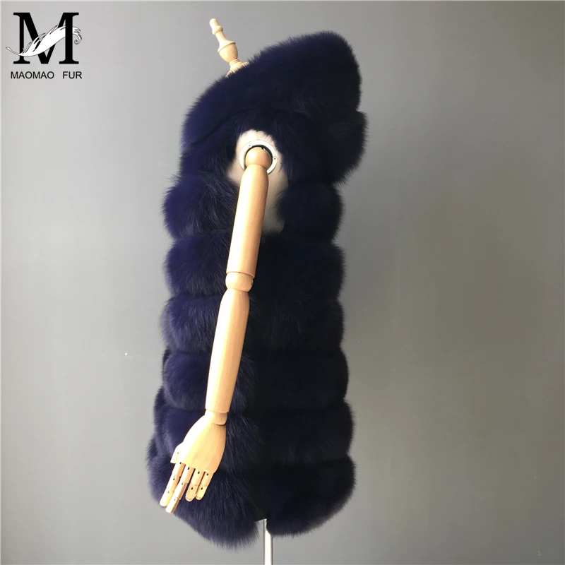 Жилет женский полосатый из натурального Лисьего меха на молнии с капюшоном |