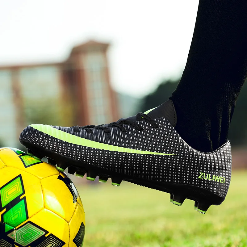 Обувь для футбола с изображением Льва крика мальчиков Уличная обувь мужчин