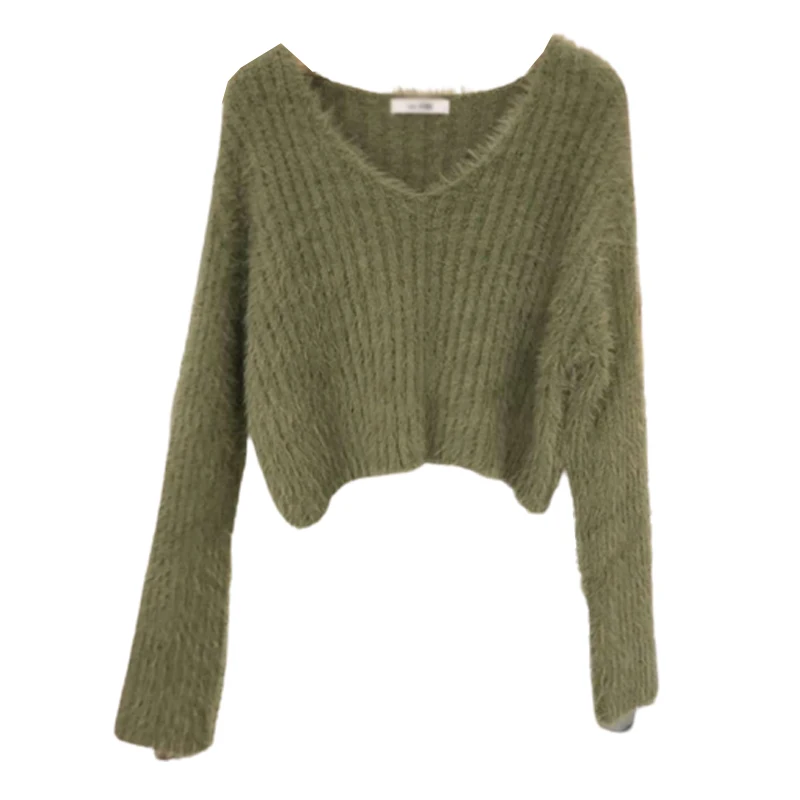 

A mohair sweater for women will be loose-fitting with a new autumn Korean pullover short knit top
