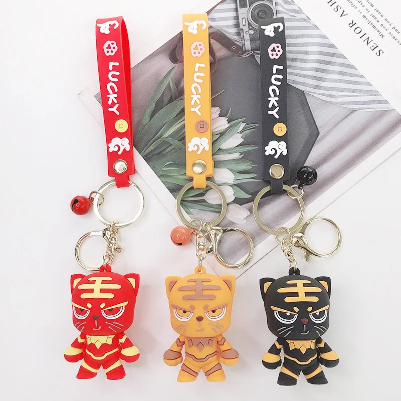 

Брелок с тигром в новогоднем стиле, с подвеской в виде школьной сумки