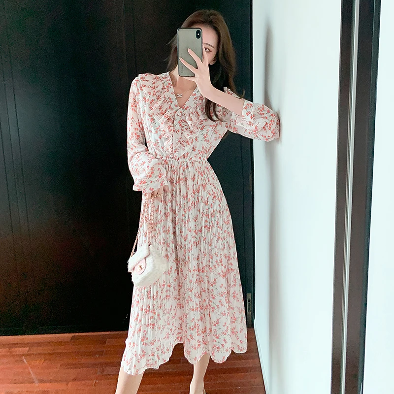 

New women dress spring summer long-sleeved ruffled flower chiffon Pleated dress women sweet elastic waist Mid-Calf dress female