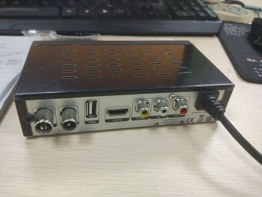 DVB T2 terrestial приемник T26 DVB-T2 и dvb-c с hdmi и av-кабелем Поддержка MPEG4 H.264 youtube wifi адаптер металлический чехол