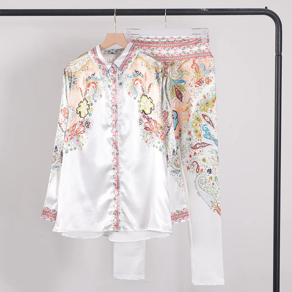 

Autumn 2021 Fashion Women's Floral print White Shirts High quality Retro print long sleeves Blouses C888