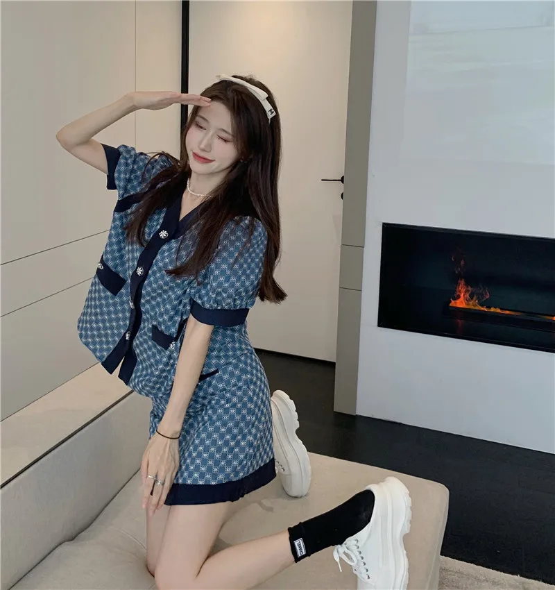 Летний популярный женский синий костюм PLAMTEE 2022 Повседневная однобортная рубашка