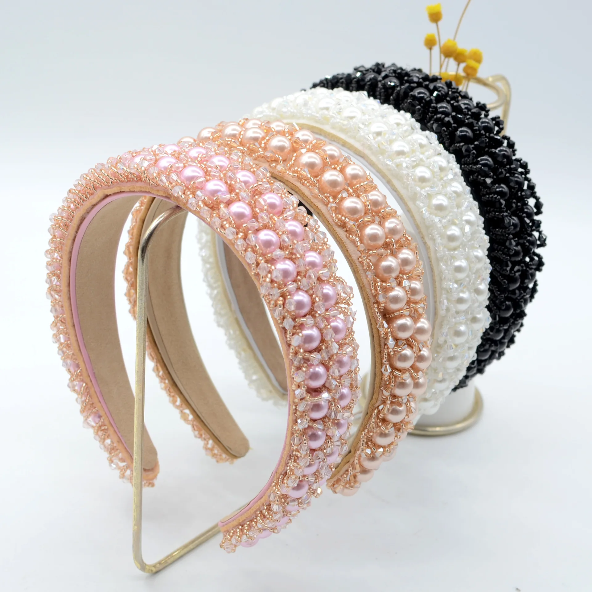 

Handmade Woven Pearl Sponge Headband
