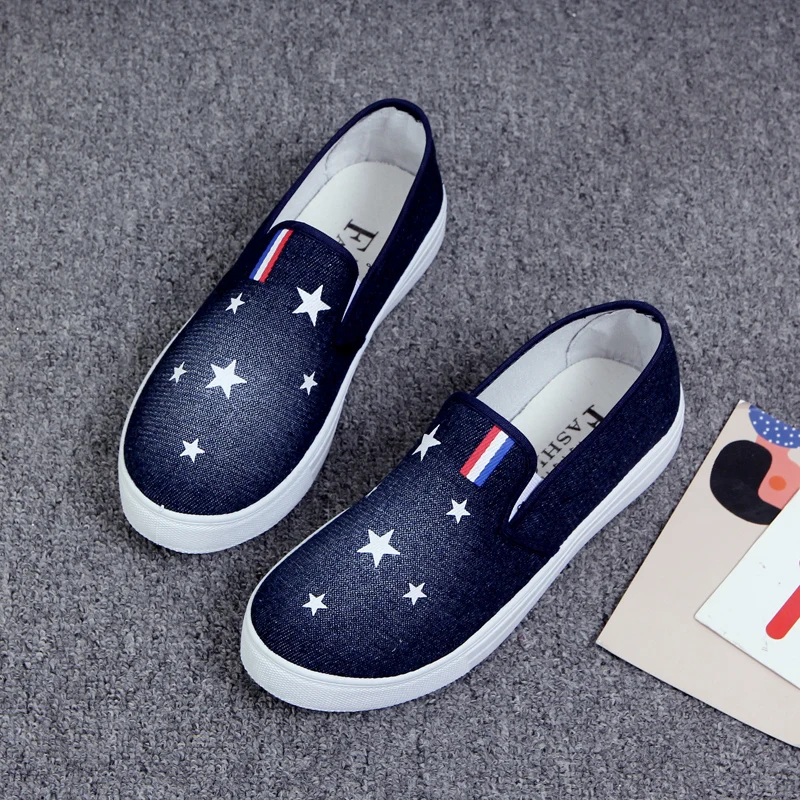 Cresfimix/Женские Модные Белые слипоны на плоской подошве Женская повседневная обувь