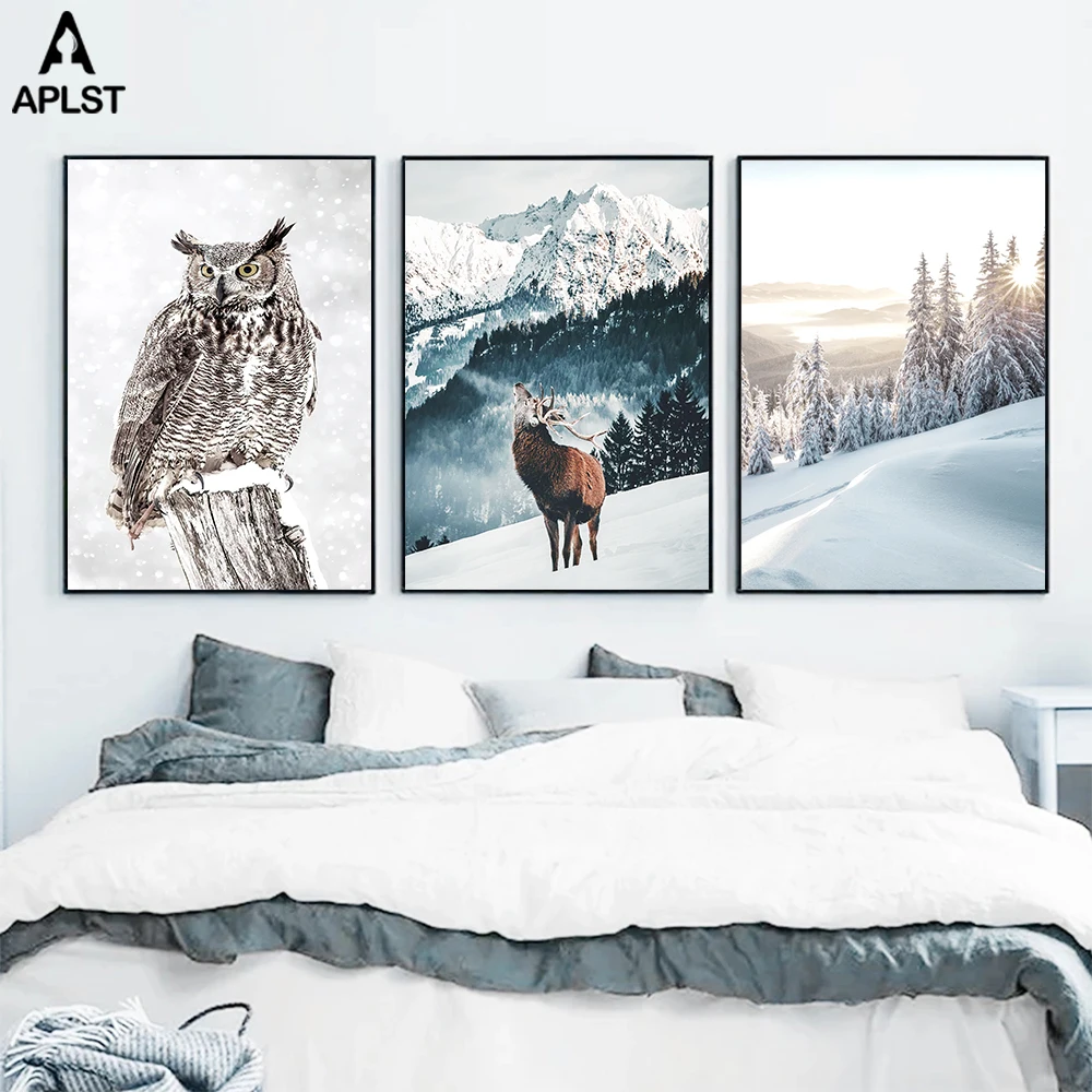 Зимний фон с рисунком животного олень снег гора восход солнца ледяное озеро Сова