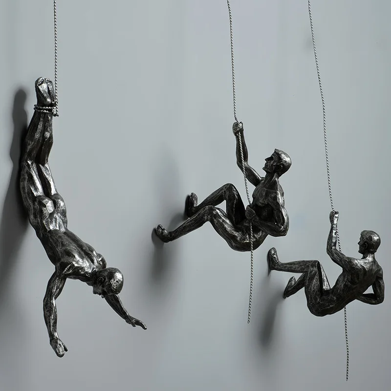 

Industrial Style Climbing Man Resin Iron Wire Wall Hanging Decoration Sculpture Figures Creative Retro Rock Climbing