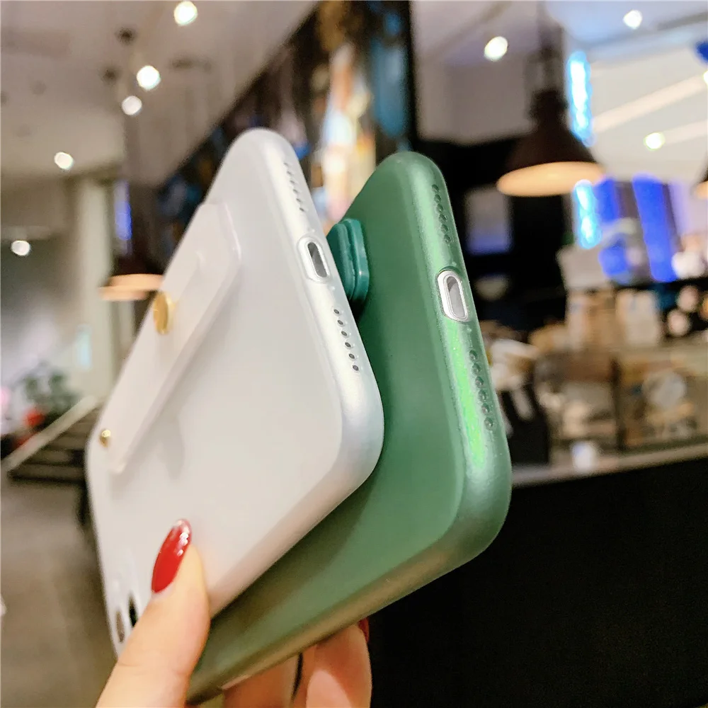 

100Pcs/lot Wrist Strap Phone Case For iPhone 11 Pro Max XR XS Max X 6 6s 7 8 Plus SE2 Shockproof Camera Protection Cover For i11