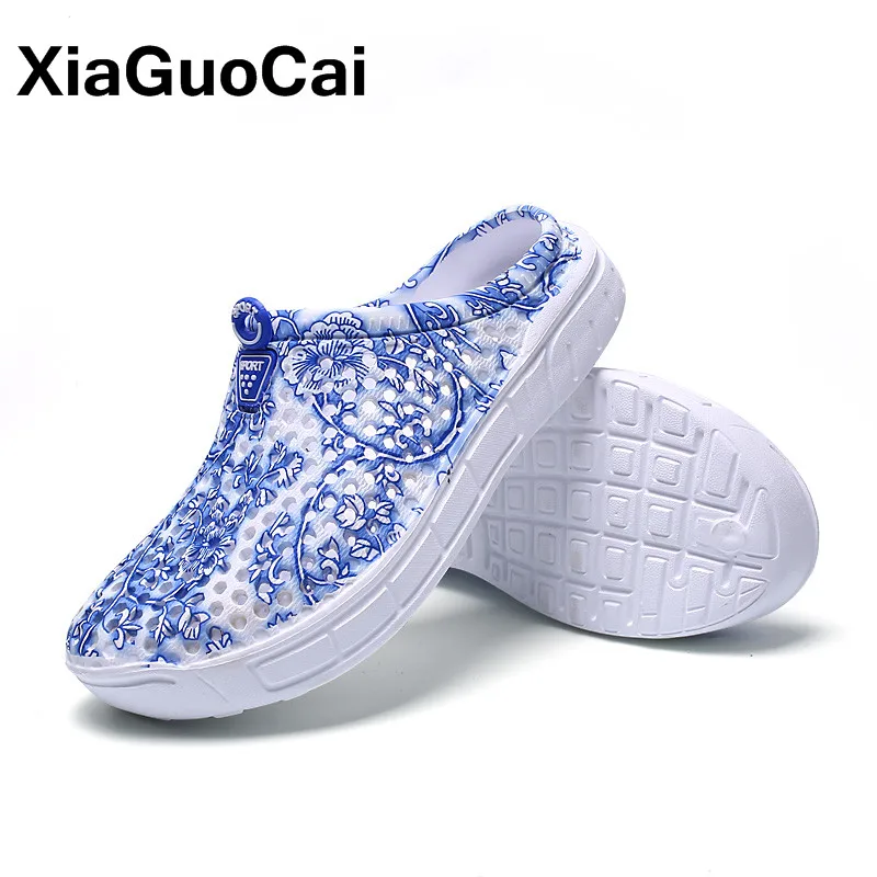 Summer Women Slippers Clogs Breathable Home Slippers Female Beach Sandals Waterproof Anti-Slip Flip Flops For Women Mules New