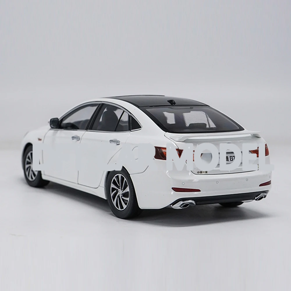 1:18 автомобили игрушечные из сплава B70 модель автомобиля Детские оригинальные