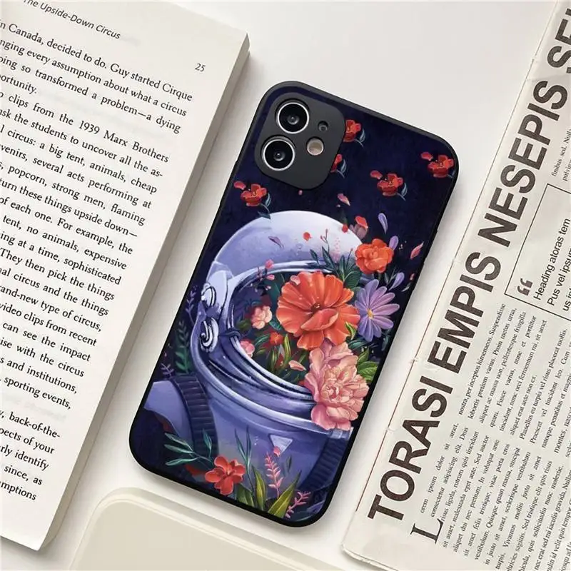 

ins romantic fantasy astronaut Phone Case for iPhone 11 12 pro XS MAX 8 7 6 6S Plus X 5S SE 2020 XR Soft silicone