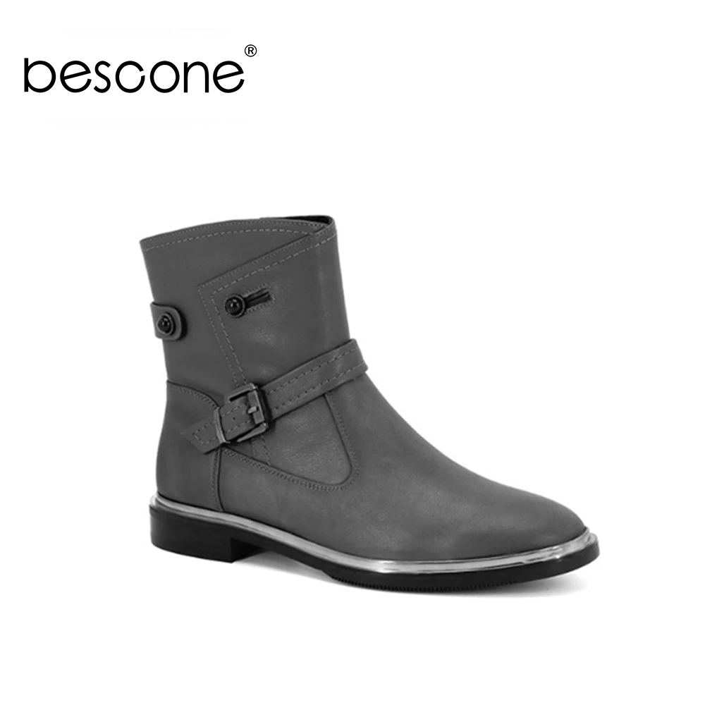 Женские ботинки на низком каблуке из натуральной кожи с пряжкой и круглым носком