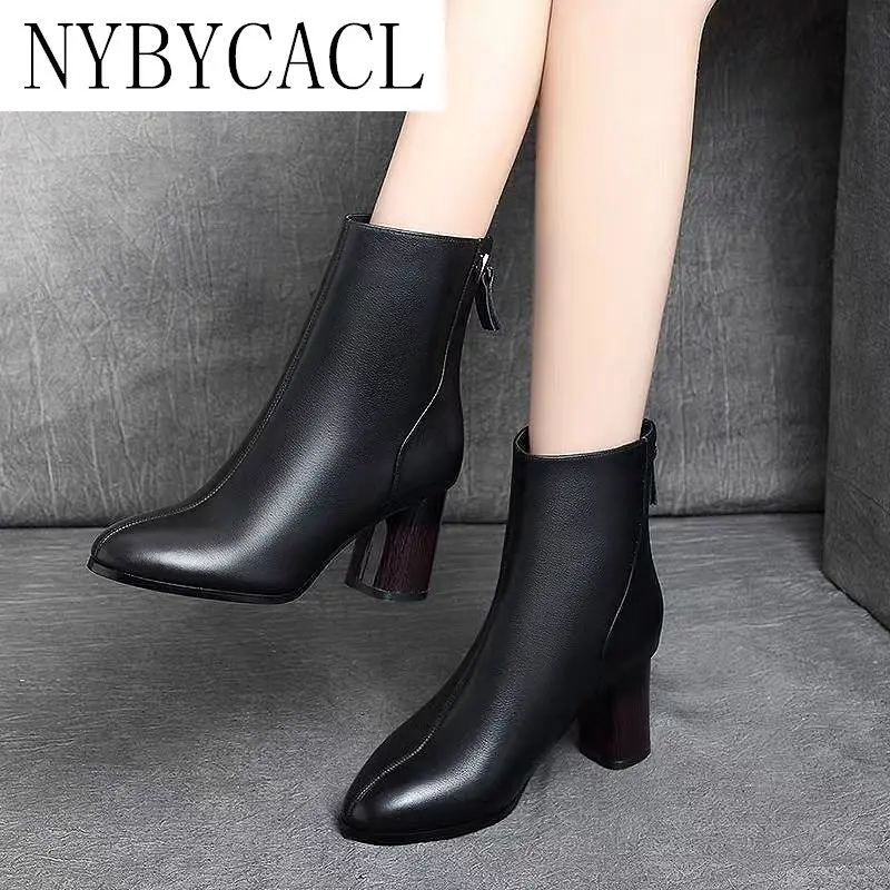 

Fashion Split Toe Boots Women Chunky Round High Heels Women Leather Botas Mujer 2021 New Brand Design Winter Shoes Women