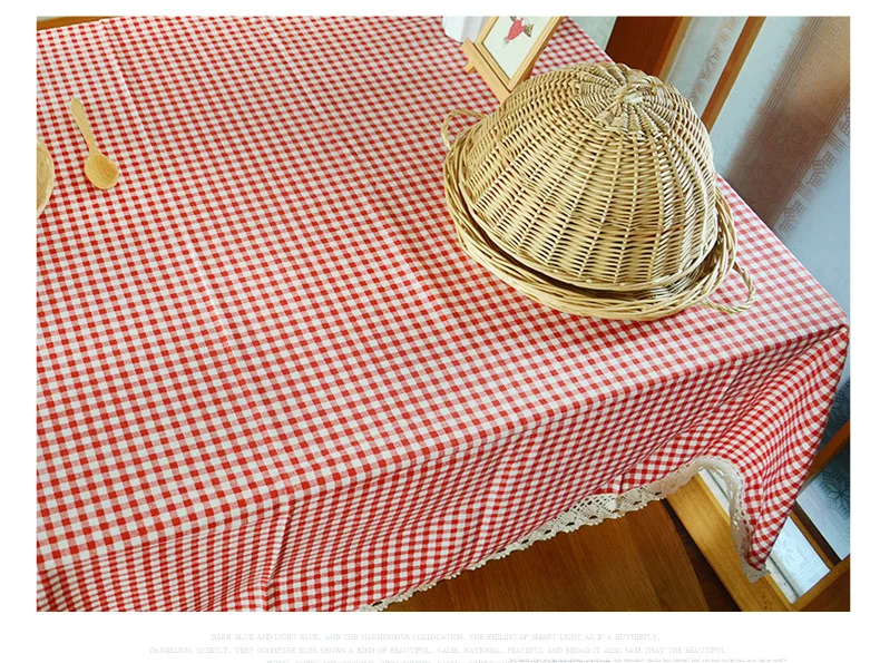 Красно белая клетчатая скатерть в клетку обеденный стол с кружевной отделкой